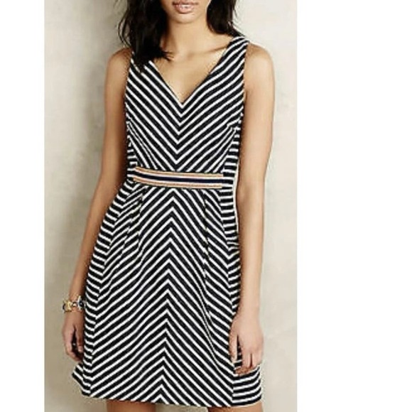 Maeve by Anthropologie Dresses & Skirts - Maeve Anthropologie Chevron Mitered Dress Blue V-Neck Sz 2 Sleeveless